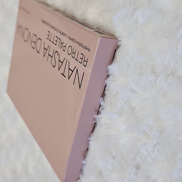 Never Used Natasha Denona Retro Eyeshadow Palette - Picture 9 of 11